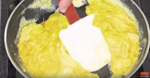 perfect-scrambled-eggs