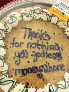funny-farewell-cakes-quitting-job-16-583d3a158e5a7__605