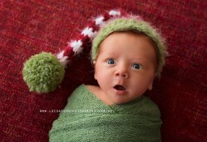 newborn-babies-christmas-photoshoot-knit-crochet-outfits-24-584ac7cc968f2__880