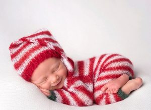 newborn-babies-christmas-photoshoot-knit-crochet-outfits-35-584ea5d0826bf__880